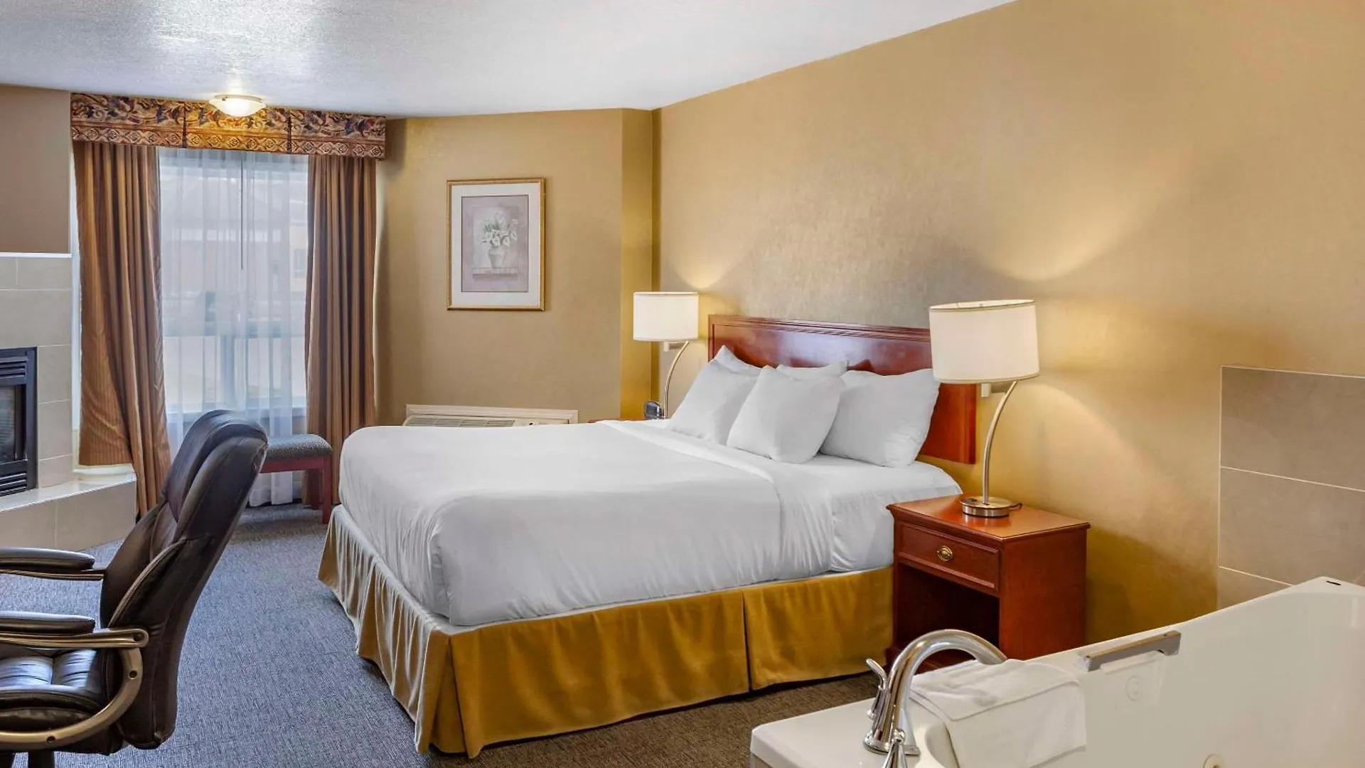Quality Inn & Suites Edmonton International Airport Leduc